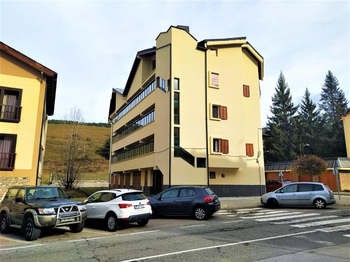 לה מולינה Apartamento En La Molina מראה חיצוני תמונה